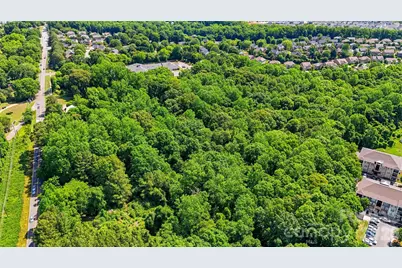 1321 Mecklenburg Highway, Mooresville, NC 28115 - Photo 13