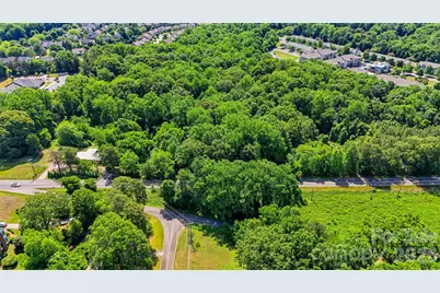 1321 Mecklenburg Highway, Mooresville, NC 28115 - Photo 15