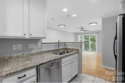 3921 Picasso Court, Charlotte, NC 28205 - Photo 11