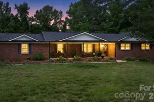 301 Pinecroft Ln, Spencer, NC 28159 - Photo 1