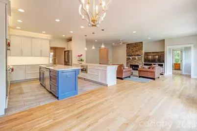 201 Skytop Farm Lane, Hendersonville, NC 28791 - Photo 5