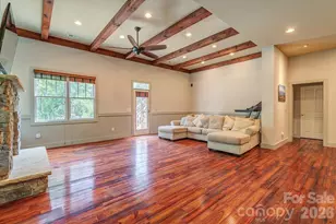 201 Skytop Farm Ln, Hendersonville, NC 28791 - Photo 23