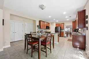 4405 Squirrel Trail Ln, Charlotte, NC 28269 - Photo 13