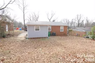 924 Edgegreen Dr, Charlotte, NC 28217 - Photo 31