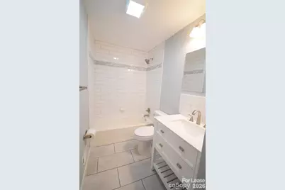 924 Edgegreen Drive, Charlotte, NC 28217 - Photo 13