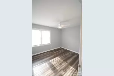 924 Edgegreen Drive, Charlotte, NC 28217 - Photo 17