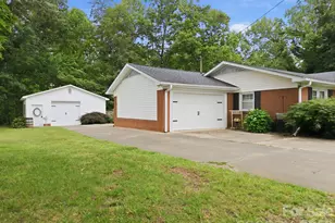 805 Pine Hill Dr, Salisbury, NC 28146 - Photo 5