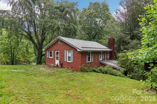 677 Mt Olivet Rd, Zirconia, NC 28790 - Photo 33