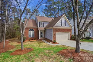 7711 Taymouth Ln, Charlotte, NC 28269 - Photo 3
