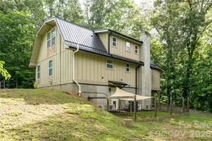 34 Wintercrest Dr, Candler, NC 28715 - Photo 17