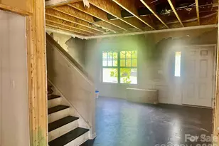 1821 Swan Dr, Charlotte, NC 28216 - Photo 17