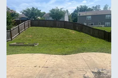 1821 Swan Drive, Charlotte, NC 28216 - Photo 3
