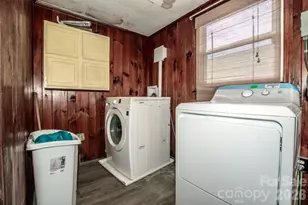 809 N Mulberry St, Statesville, NC 28677 - Photo 9