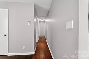 9 Delores St, Greenville, SC 29605 - Photo 15