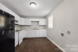 9 Delores St, Greenville, SC 29605 - Photo 19