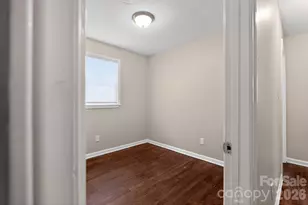 9 Delores St, Greenville, SC 29605 - Photo 27