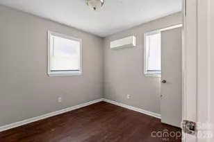 9 Delores St, Greenville, SC 29605 - Photo 23