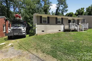 9 Delores St, Greenville, SC 29605 - Photo 3