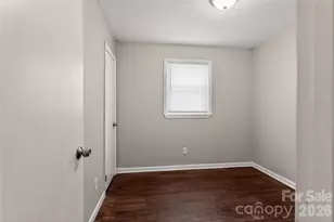 9 Delores St, Greenville, SC 29605 - Photo 13