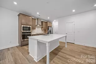 105 Plover Ln, Mooresville, NC 28115 - Photo 5