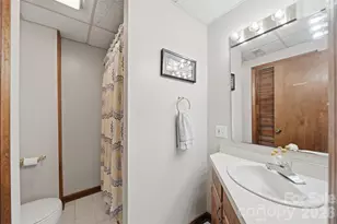 140 Williams Cove Ln, Taylorsville, NC 28681 - Photo 31