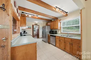 140 Williams Cove Ln, Taylorsville, NC 28681 - Photo 9