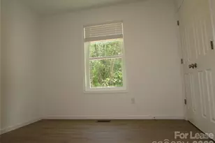111 Dorchester Ln, Troutman, NC 28166 - Photo 9