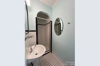 215 S Summit Avenue, Charlotte, NC 28208 - Photo 15