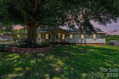 129 Laura Road, Mooresville, NC 28117 - Photo 1