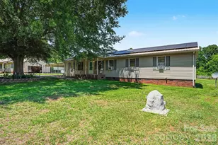 129 Laura Rd, Mooresville, NC 28117 - Photo 3