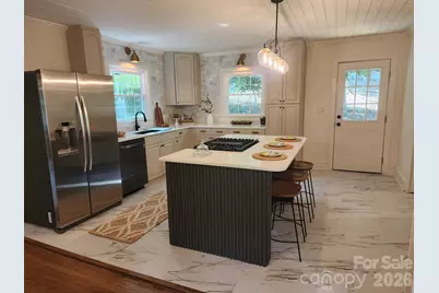 616 E Oakwood Avenue, Albemarle, NC 28001 - Photo 9