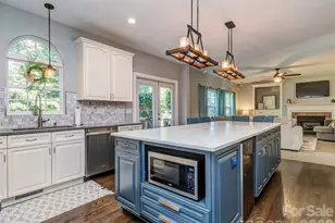 8385 Bampton Dr, Concord, NC 28027 - Photo 11