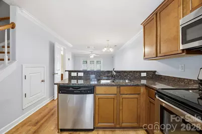 1215 Green Oaks Lane #I, Charlotte, NC 28205 - Photo 7