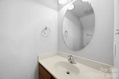 1215 Green Oaks Lane #I, Charlotte, NC 28205 - Photo 11