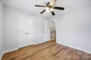 1215 Green Oaks Ln, Charlotte, NC 28205 - Photo 17