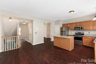 980 Tiger Ln, Charlotte, NC 28262 - Photo 11
