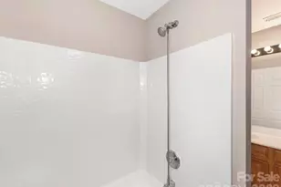 980 Tiger Ln, Charlotte, NC 28262 - Photo 31