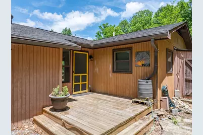 295 Richmond Road, Bakersville, NC 28705 - Photo 3