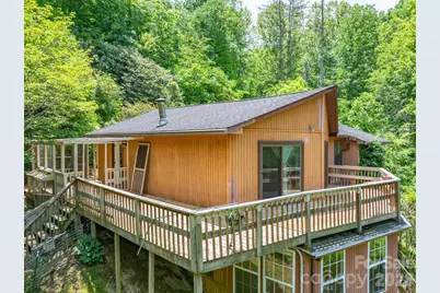 295 Richmond Road, Bakersville, NC 28705 - Photo 15