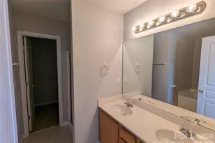 11204 Heritage Green Dr, Cornelius, NC 28031 - Photo 11