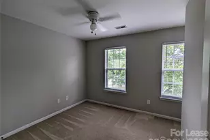 11204 Heritage Green Dr, Cornelius, NC 28031 - Photo 15