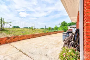 823 Botts Rd, Shelby, NC 28150 - Photo 35