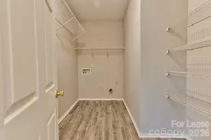 8946 Chalkstone Rd, Charlotte, NC 28216 - Photo 21