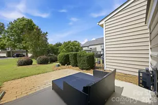 2162 Belle Vernon Ave, Charlotte, NC 28210 - Photo 29