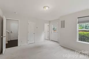 1502 Sharon Rd W, Charlotte, NC 28210 - Photo 27