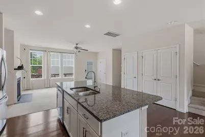 1502 Sharon Road W, Charlotte, NC 28210 - Photo 9
