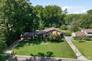 6621 Fairlawn Rd, Charlotte, NC 28215 - Photo 3