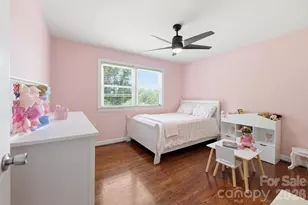 6621 Fairlawn Rd, Charlotte, NC 28215 - Photo 19