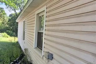 731 E 3rd Ave, Gastonia, NC 28054 - Photo 3