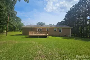 2078 Knight Rd, Lancaster, SC 29720 - Photo 5